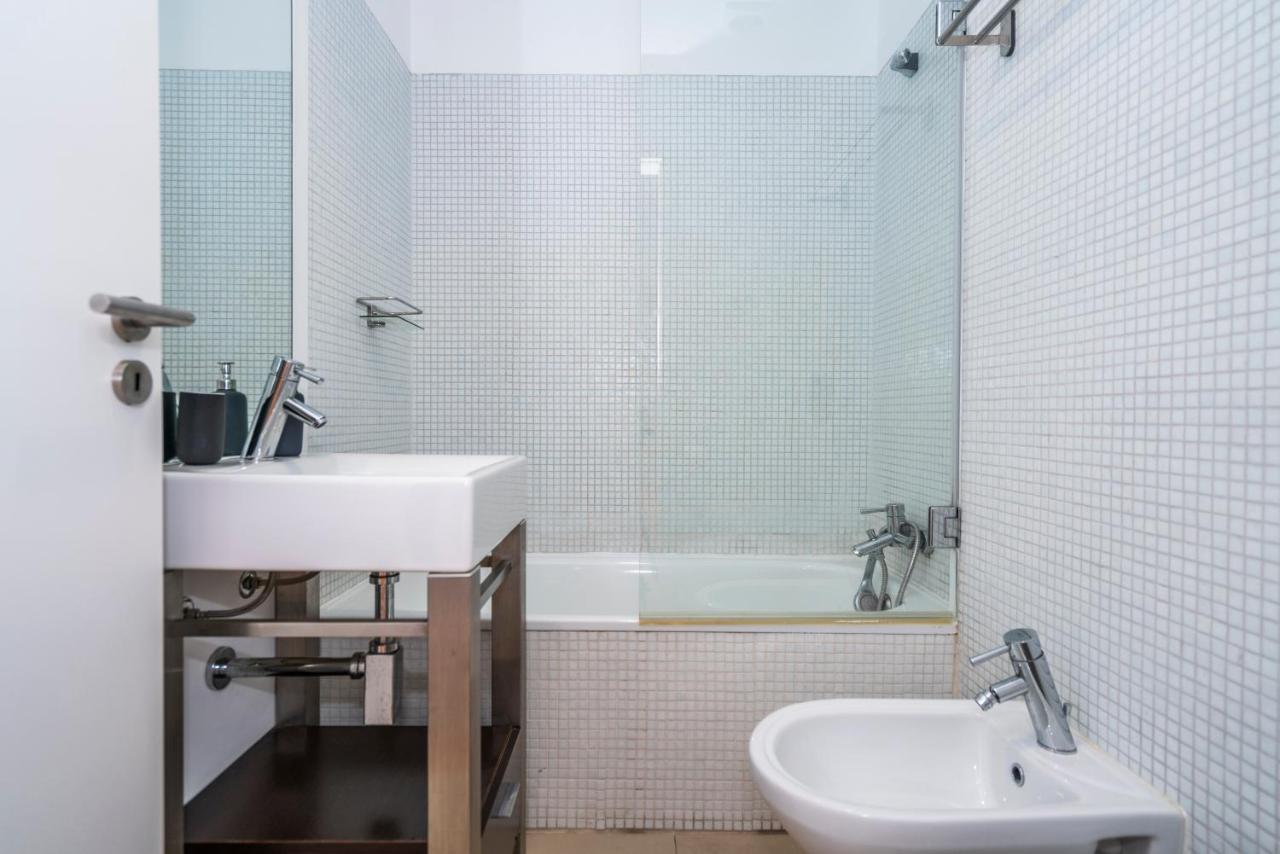 Bright & Spacious 2 Bed Flat 2 Bath W Garage In Lagos Marina Dış mekan fotoğraf