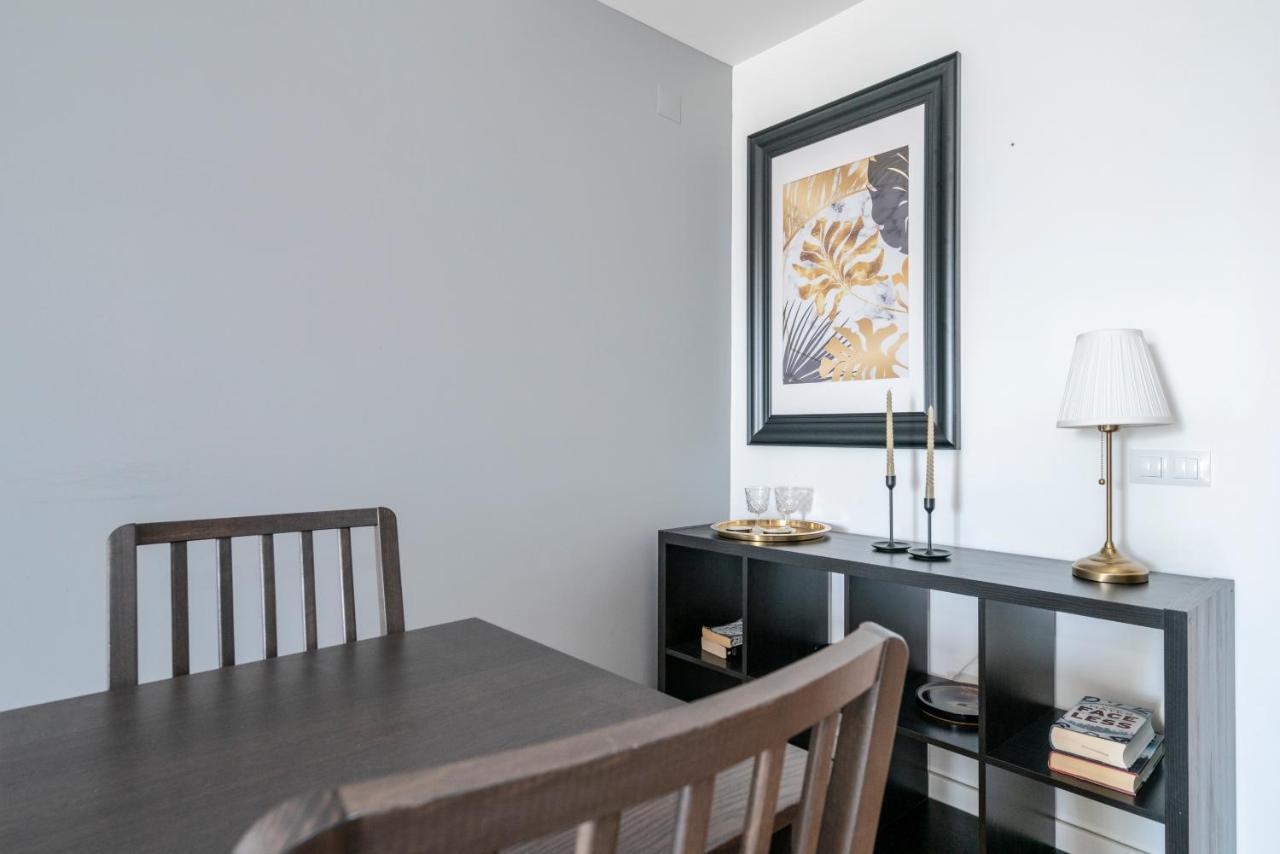 Bright & Spacious 2 Bed Flat 2 Bath W Garage In Lagos Marina Dış mekan fotoğraf
