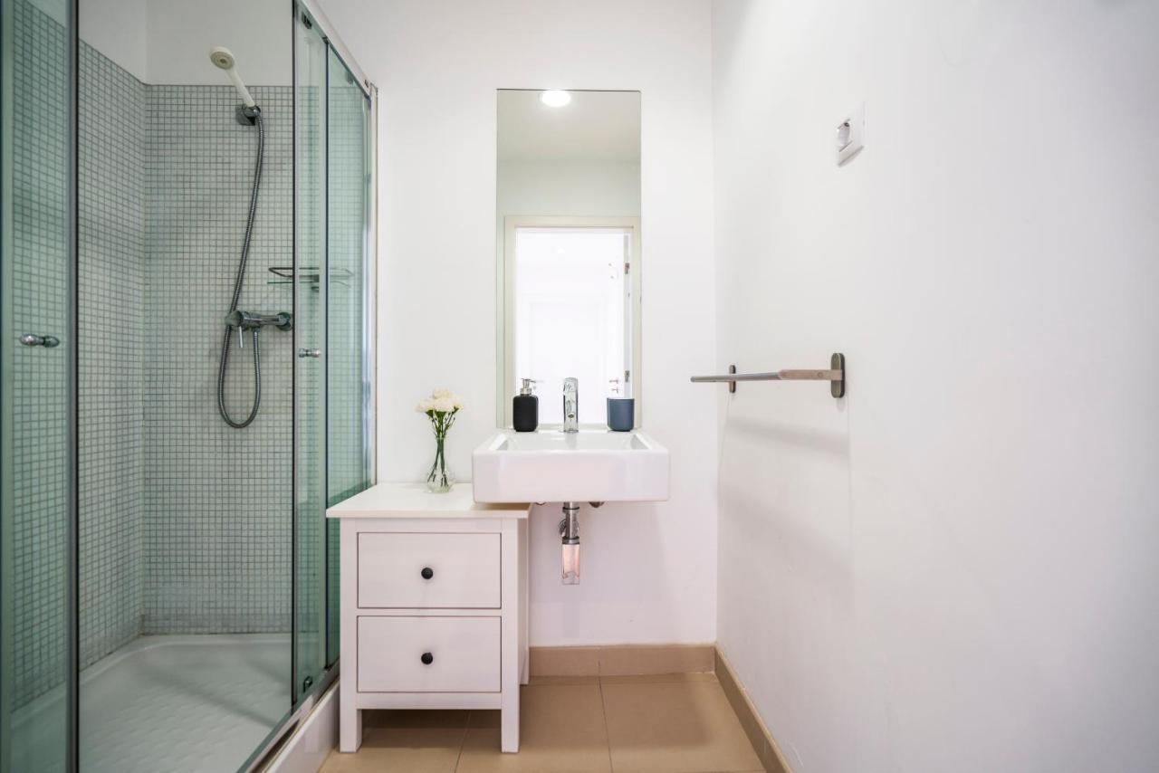 Bright & Spacious 2 Bed Flat 2 Bath W Garage In Lagos Marina Dış mekan fotoğraf